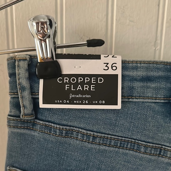 New! Stradivarius Blue Flare Jeans sz 4 - Picture 15 of 17